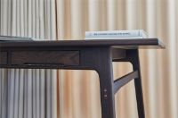 Billede af Duus & Møller Noréll Skrivebord L: 160 cm - Røget eg 