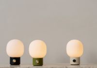 Billede af Audo Copenhagen JWDA Bordlampe Trådløs H: 21,5 cm - Dusty Green  