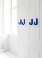 Billede af Normann Copenhagen Curve Knage H: 17,7 cm - Blå 