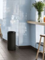 Billede af Vipp 18 Åben Spand 22 L - Sort/Poleret