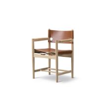 Billede af Fredericia Furniture 3238 Den Spanske Spisebordsstol m. Armlæn SH: 46 cm - Cognac Læder/Sæbebehandlet Eg