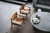 Billede af Fredericia Furniture 2226 Den Spanske Stol af Børge Mogensen SH: 33 cm - Naturfarvet Læder/Sæbebehandlet Eg