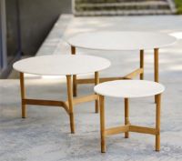 Billede af Cane-line Outdoor Twist Sofabord Medium Ø: 70 cm - White/Teak