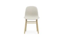 Billede af Normann Copenhagen Form Stol SH: 44cm - Upminster Sand/Eg