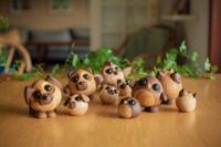 Billede af FableWood Hønen Henny Pick-Me-Up L H: 10 cm - Træ  OUTLET