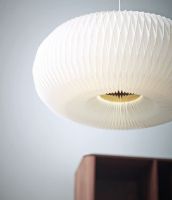 Billede af Le Klint Model 195 DONUT Pendel Small Ø: 47 cm - Hvid / Messing