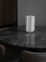 Billede af Louise Roe Funki Vase Asymmetric H: 34 cm - Opal White