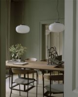 Billede af New Works Karl-Johan Pendant Lamp Large - Opal Glass