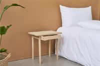 Billede af Duus & Møller Metha Sengebord m. Skuffe 45x48 cm - Sæbebehandlet Massiv Eg