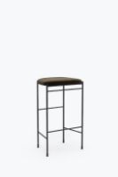 Billede af New Works Covent Bar Stool H: 75 cm - Sørensen Leather Royal Nubuck Havanna