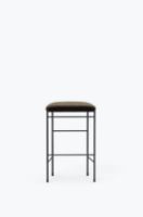 Billede af New Works Covent Bar Stool H: 65 cm - Sørensen Leather Royal Nubuck Havanna 