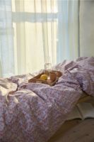 Billede af Juna Pleasantly Sengetøj 140x200 cm - Lys Blå/Rosa