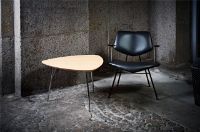 Billede af Vermund Larsen VL135 Cosy Loungestol m. armlæn SH: 40 cm - Sierra Sort/Sort Pulverlak