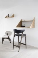 Billede af Sibast Furniture No 7 Bar Stool Fuldpolstret SH: 75 cm - Eg Mørk Olie/Sort læder