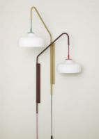 Billede af Hübsch Current Wall Light H: 111 cm - Green/Khaki