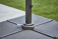 Billede af Cane-line Outdoor Hyde Luxe Hanging Parasol 300x400 cm - Dusty White inkl. Hyde Luxe Parasolfod Flise 50x50 cm 4 stk. - Grå Beton