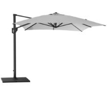 Billede af Cane-line Outdoor Hyde Luxe Tilt Parasol 300x300 cm - Dusty White inkl. Hyde Luxe Parasolfod Flise 50x50 cm 4 stk. - Grå Beton