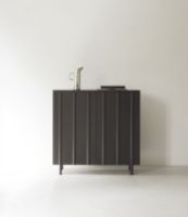 Billede af Normann Copenhagen Rib Kabinet L: 98,5  cm - Varm sort