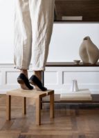 Billede af Moebe Peg Stepping Stool H: 22 cm - Oak