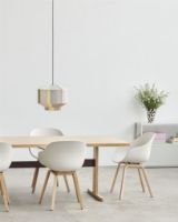 Billede af HAY AAC 222 About A Chair H: 82 cm - Lacquered Oak Veneer/Melange White  