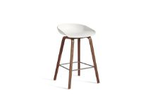 Billede af HAY AAS 32 Eco Barstol High SH: 75 cm - Lacquered Walnut Veneer/White/Stainless Steel Footrest