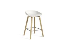Billede af HAY AAS 32 Eco Barstol Low SH: 65 cm  - Lacquered Oak Veneer/White/Stainless Steel Footrest