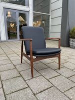 Billede af Snedkergaarden Arne Vodder BO90 - Olieret Amerikansk Valnød/Sort Savanne Læder