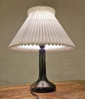 Billede af Le Klint Model 343 Bordlampe H: 48 cm - Glas/Smoked