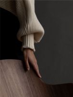 Billede af Audo Copenhagen The Penguin Lounge Chair  SH: 42 cm - Walnut/Re-Wool Beige