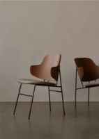 Billede af Audo Copenhagen The Penguin Lounge Chair  SH: 42 cm - Walnut/Hallingdal Grey