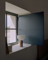 Billede af New Works Kizu Portable Table Lamp Ø: 18 cm - Breccia Pernice Marble/White Acrylic