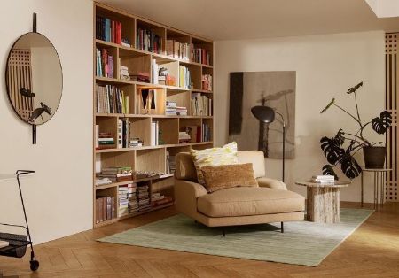 Vis produkter i varegruppen GUBI Loungestole og Lænestole Billede til varegruppe GUBI Loungestole og Lænestole