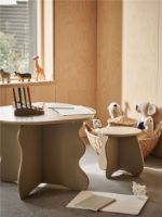 Billede af Ferm Living Slope Børnebord H: 48 cm - Cashmere