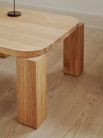 Billede af New Works Atlas Coffee Table 60 x 60 cm - Natural Oak