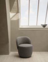 Billede af Blomus KUON Swivel Armchair H: 71 cm - Taupe 