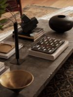 Billede af Audo Copenhagen Stance Vase H: 40 cm - Bronzed Brass