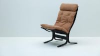 Billede af LK Hjelle Siesta Classic Lænestol Høj SH: 45 cm - Black/Dunes Camel