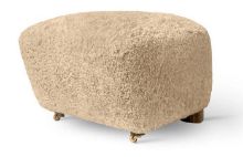 Billede af Audo Copenhagen Den Trætte Mand Fodskammel H: 36 cm - Røget Eg/Sheepskin Honey