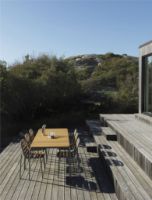 Billede af Normann Copenhagen Outdoor Vig Robinie Bord + Vig Robinie Stole Havemøbelsæt - Grå/Olieret Træ