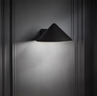 Billede af Frandsen Grasp Wall Lamp Ø: 17 cm - Matt Black