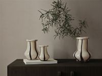 Billede af Ferm Living Riban Vase Medium H: 19 cm - Glass/Cream 
