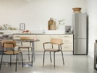 Billede af FDB Møbler J182 Holmen Stablestol 79,5x50 cm - Sort stål, Eg
 