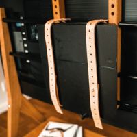 Billede af Kristian Juul Konsolophæng til TV-Stander - Sort/Messing