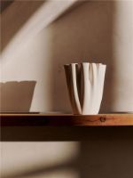 Billede af Ferm Living Dedali Vase H: 18 cm - Off-White