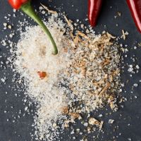 Billede af Nicolas Vahé Gaveæske - Organic Chilli Salt & Organic Wild Garlic 