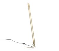 Billede af NUAD Radent Floor Lamp 1475 mm - Brass UDSTILLINGSMODEL 
