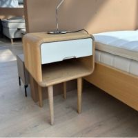 Billede af Wiinberg Teve Reol Hvidolieret Eg - Lille m. 1 Skuffe UDSTILLINGSMODEL