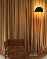 Billede af DCW Editions Mezzaluna Floor Lamp H: 210 cm - Hvid Marmor/Sort Lampeskærm