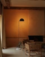 Billede af DCW Editions Mezzaluna Floor Lamp H: 210 cm - Hvid Marmor/Sort Lampeskærm
