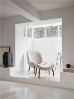 Billede af Vipp 467 Lodge Footstool H: 36 cm - Dark Oak/Curly 09 Off-white